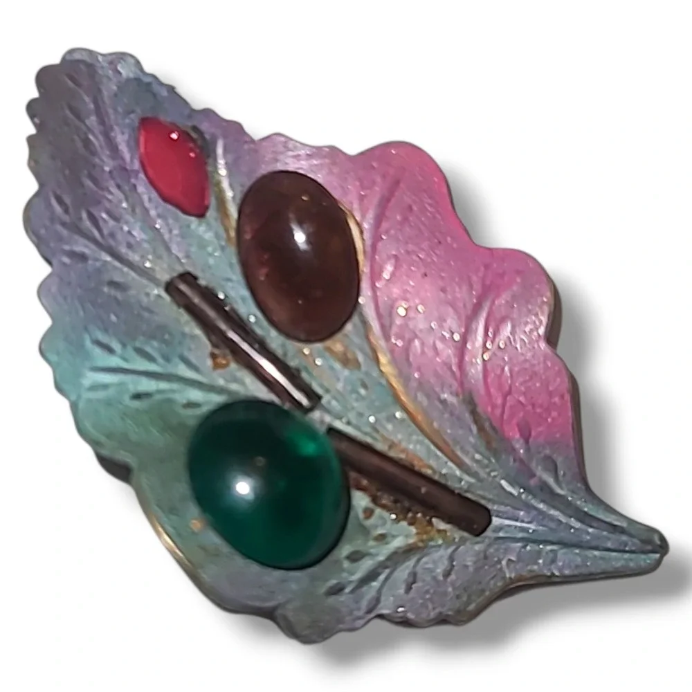 Vintage Modernist Leaf Brooch Abstract Enamel‎ Metal Acrylic Cabochon Pin